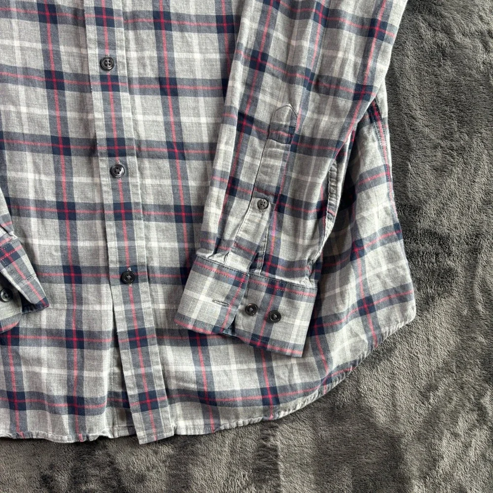 Banana Republic Mens Large Gray Blue Red Plaid Soft Wash Standard Fit Button Up